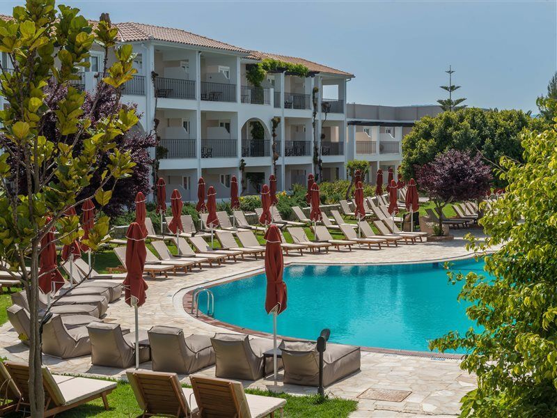 Bitzaro Grande Hotel & Suites Kalamákion Exterior foto