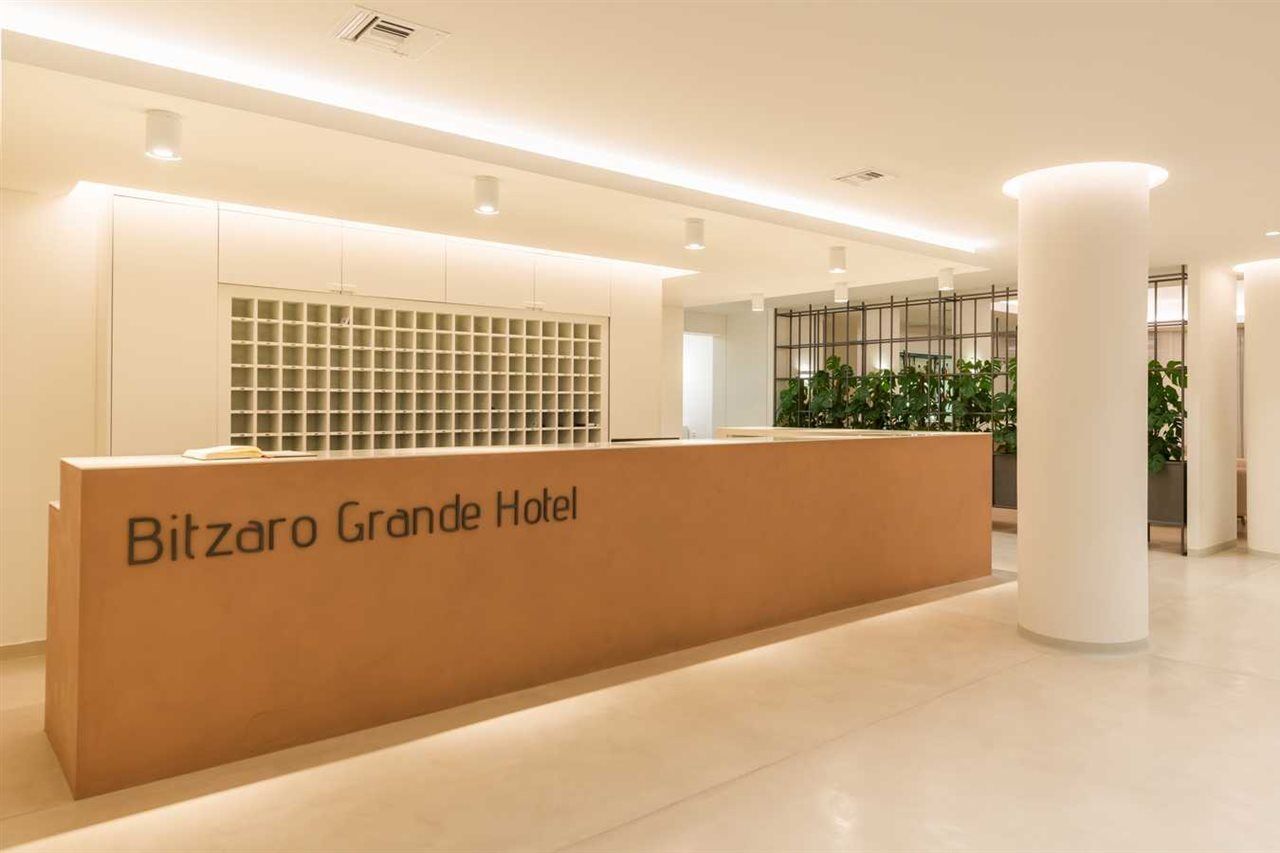 Bitzaro Grande Hotel & Suites Kalamákion Exterior foto